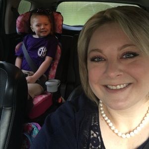 Meet your Posher, Jillian